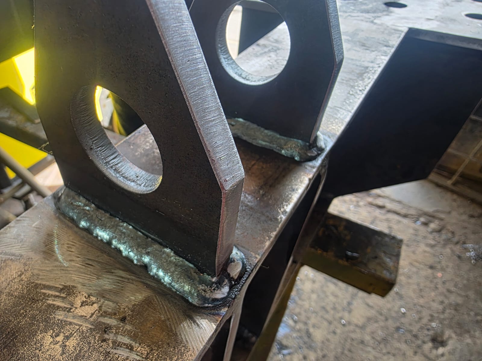 Proyecto de fabricacion y montaje de estructuras