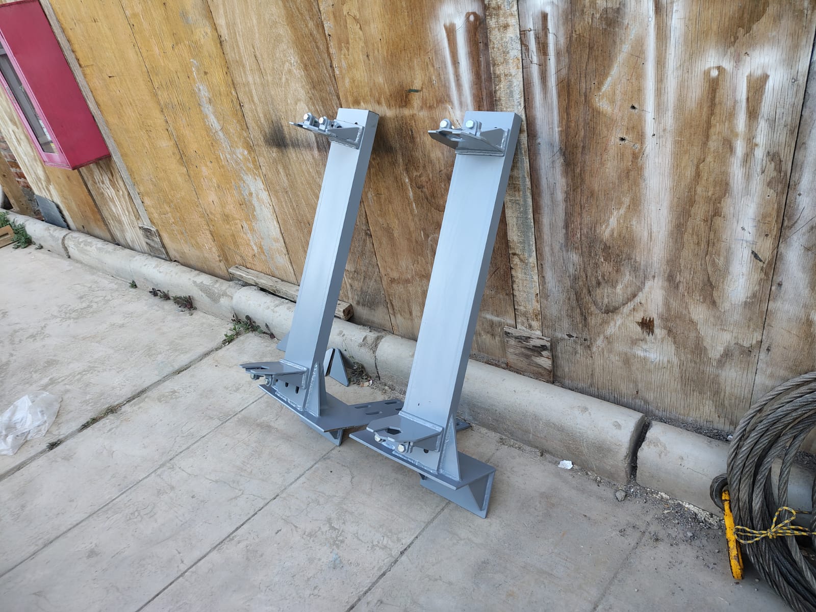 Proyecto de fabricacion y montaje de estructuras